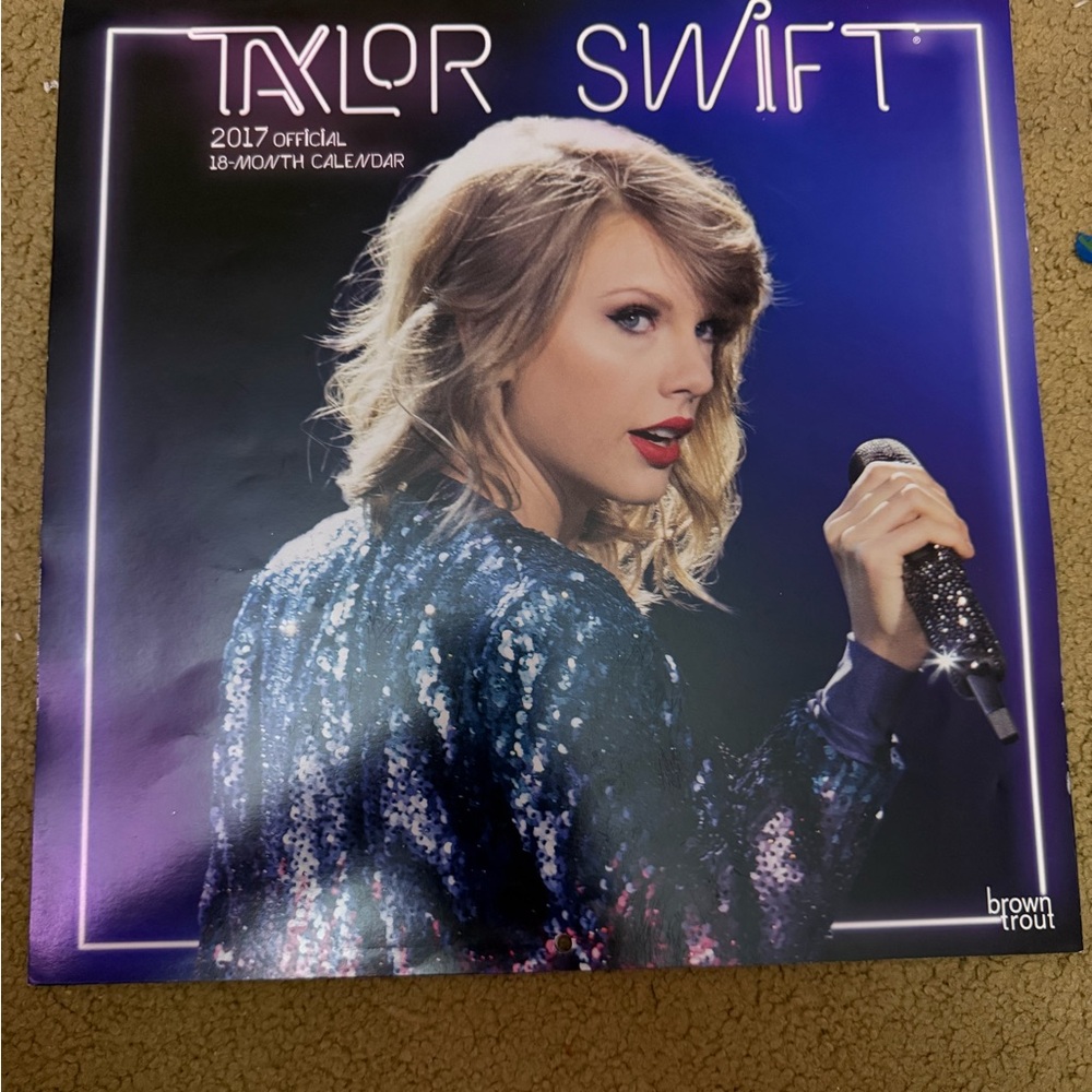 Taylor Swift 2017 Official Calendar